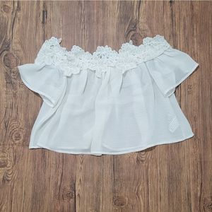 Forever 21 Lace Off The Shoulder Top - Women's Medium